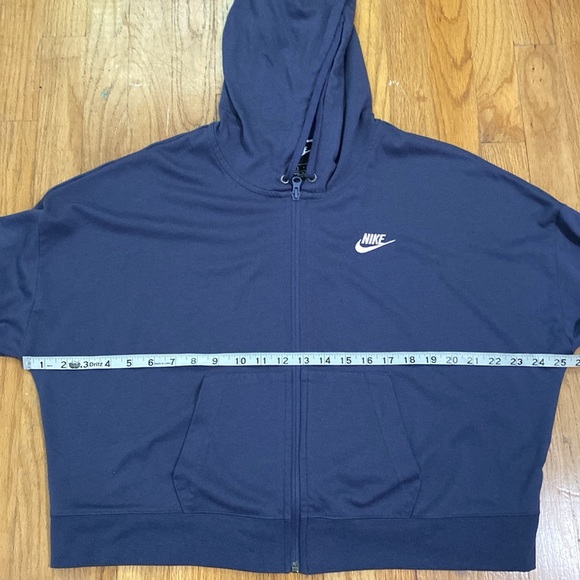 Nike Hooded Sweatshirt - Picture 6 of 11